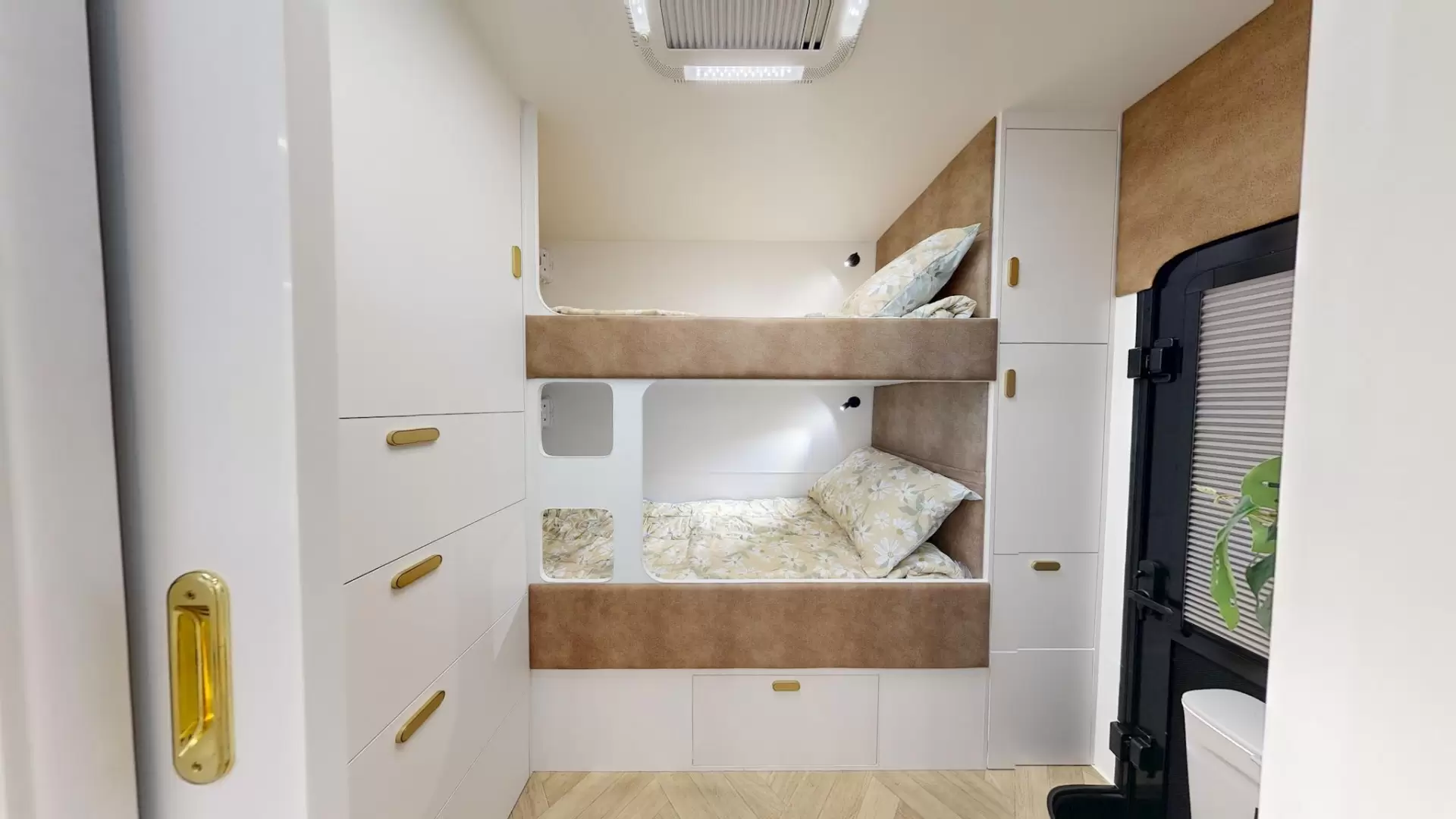 NEW 2026 RADIANT CARAVANS EXTREME