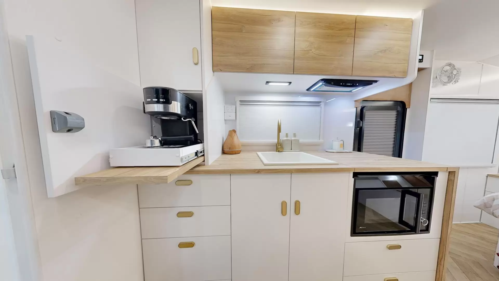 NEW 2026 RADIANT CARAVANS EXTREME