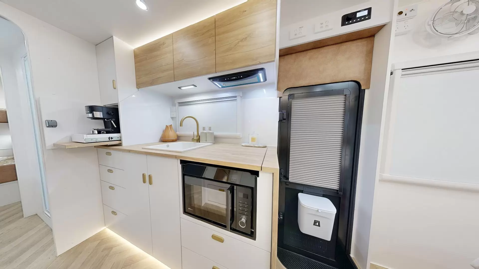 NEW 2026 RADIANT CARAVANS EXTREME