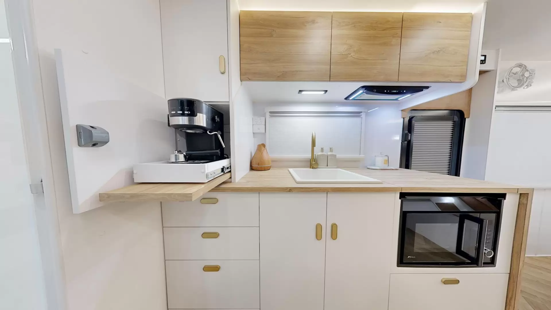 NEW 2026 RADIANT CARAVANS EXTREME