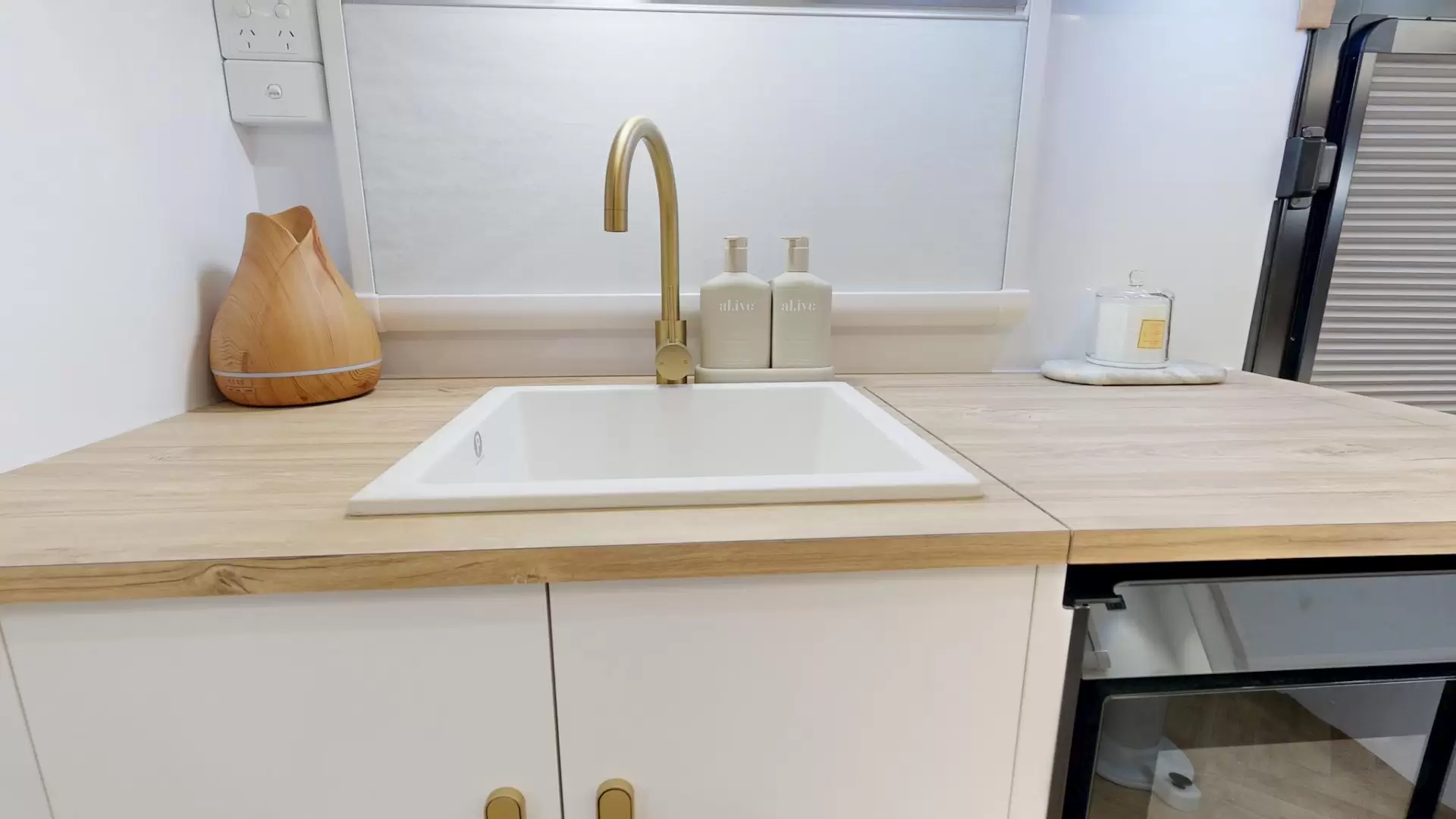 NEW 2026 RADIANT CARAVANS EXTREME