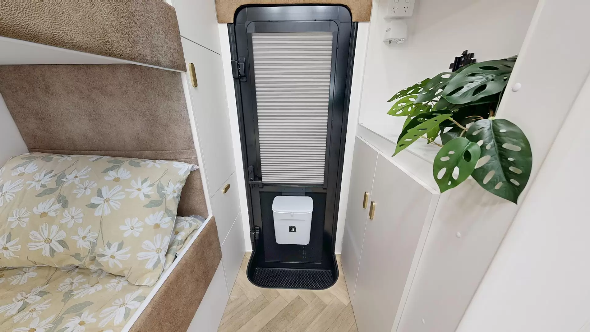 NEW 2026 RADIANT CARAVANS EXTREME