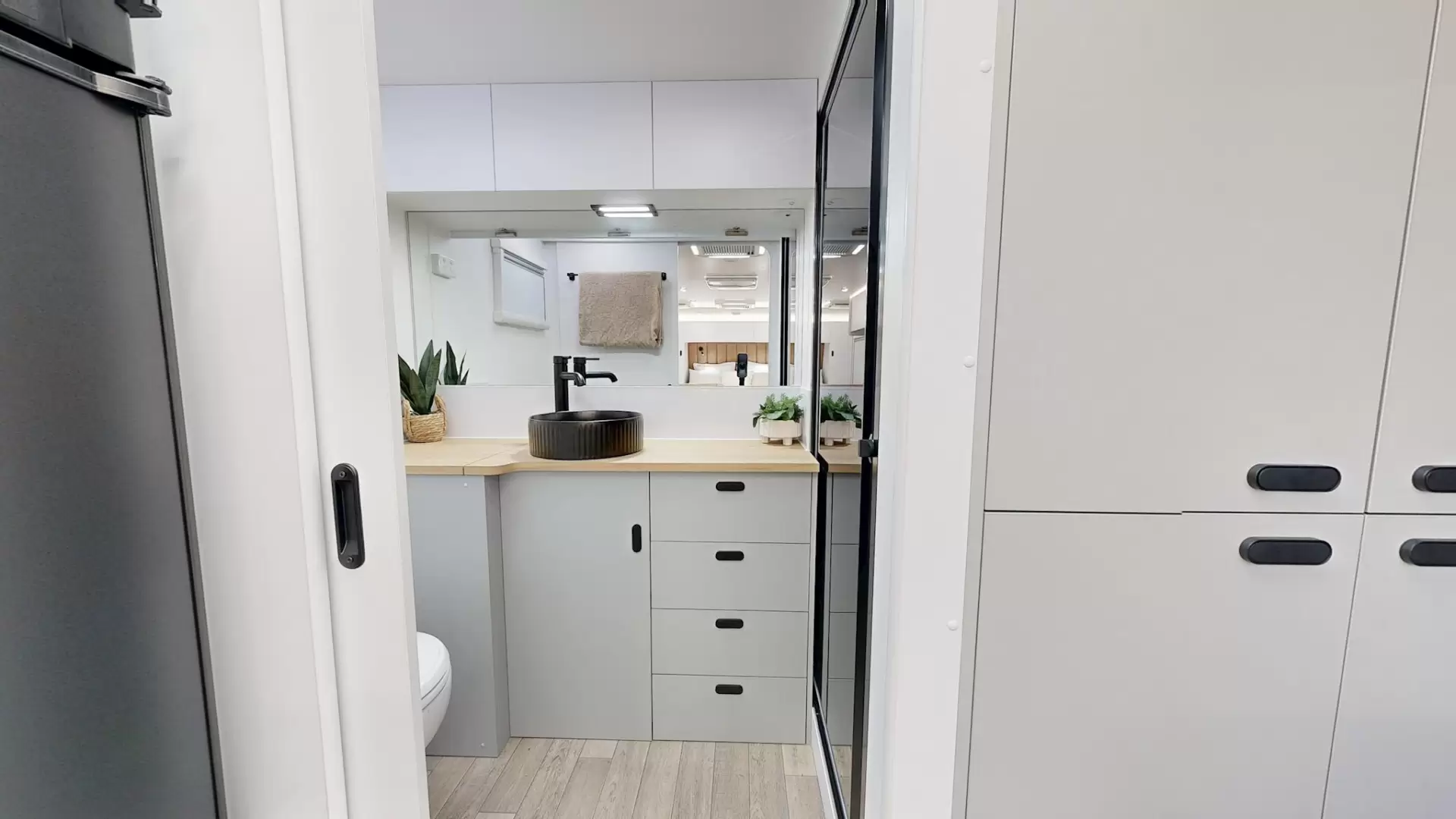 NEW 2026 RADIANT CARAVANS OUTBACK