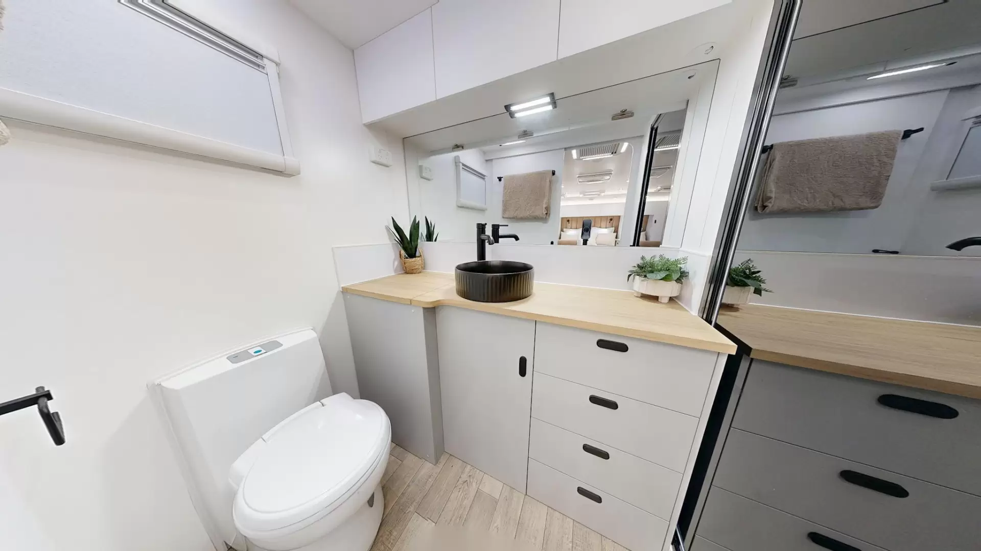 NEW 2026 RADIANT CARAVANS OUTBACK