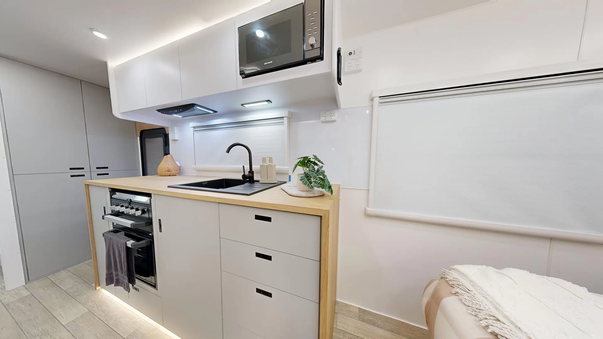 NEW 2025 RADIANT CARAVANS OUTBACK caravan