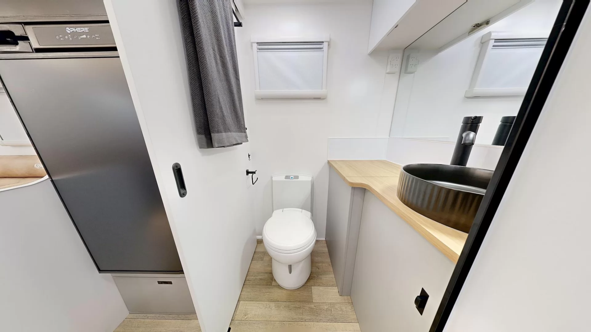 NEW 2025 RADIANT CARAVANS OUTBACK caravan