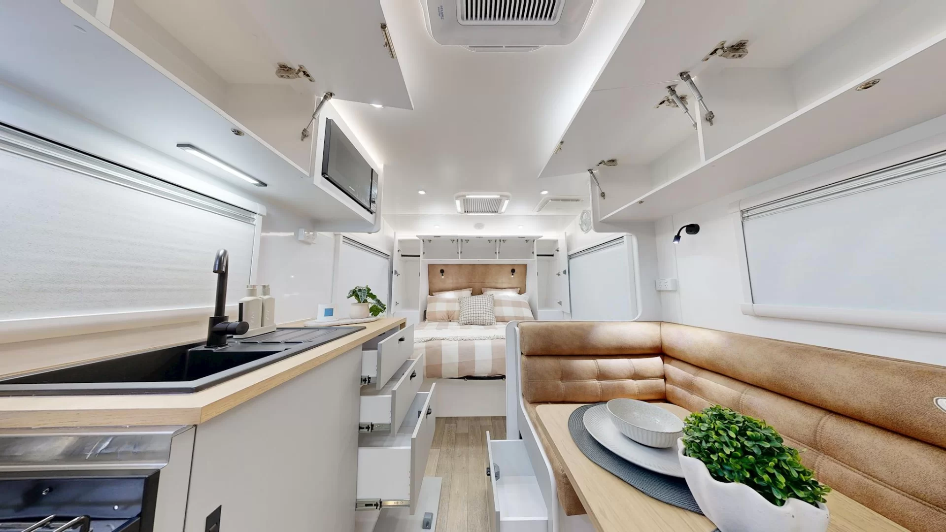 NEW 2025 RADIANT CARAVANS OUTBACK caravan