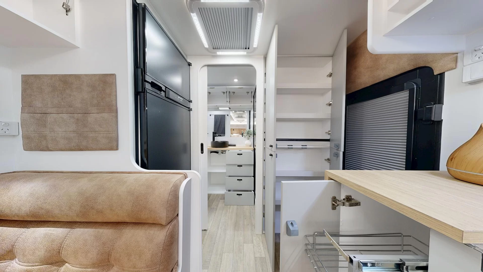 NEW 2025 RADIANT CARAVANS OUTBACK caravan