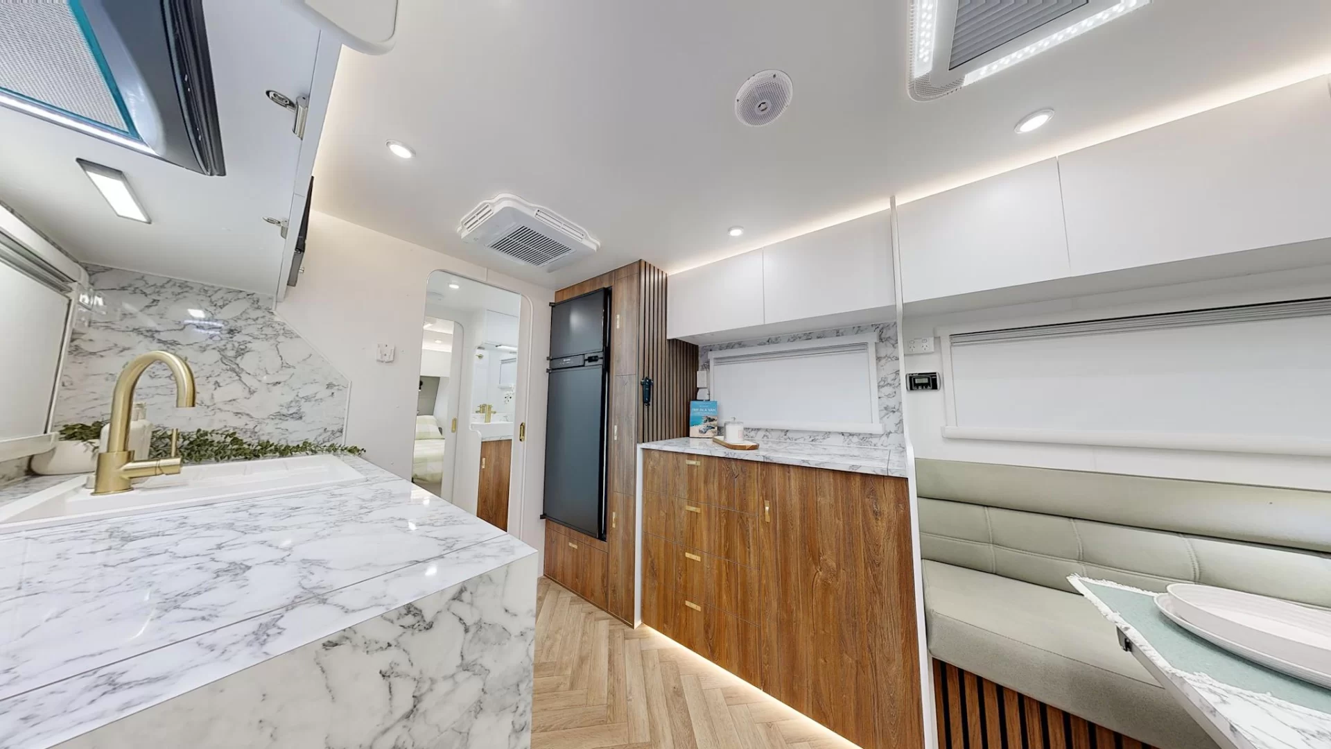 NEW 2025 RADIANT CARAVANS EXTREME caravan