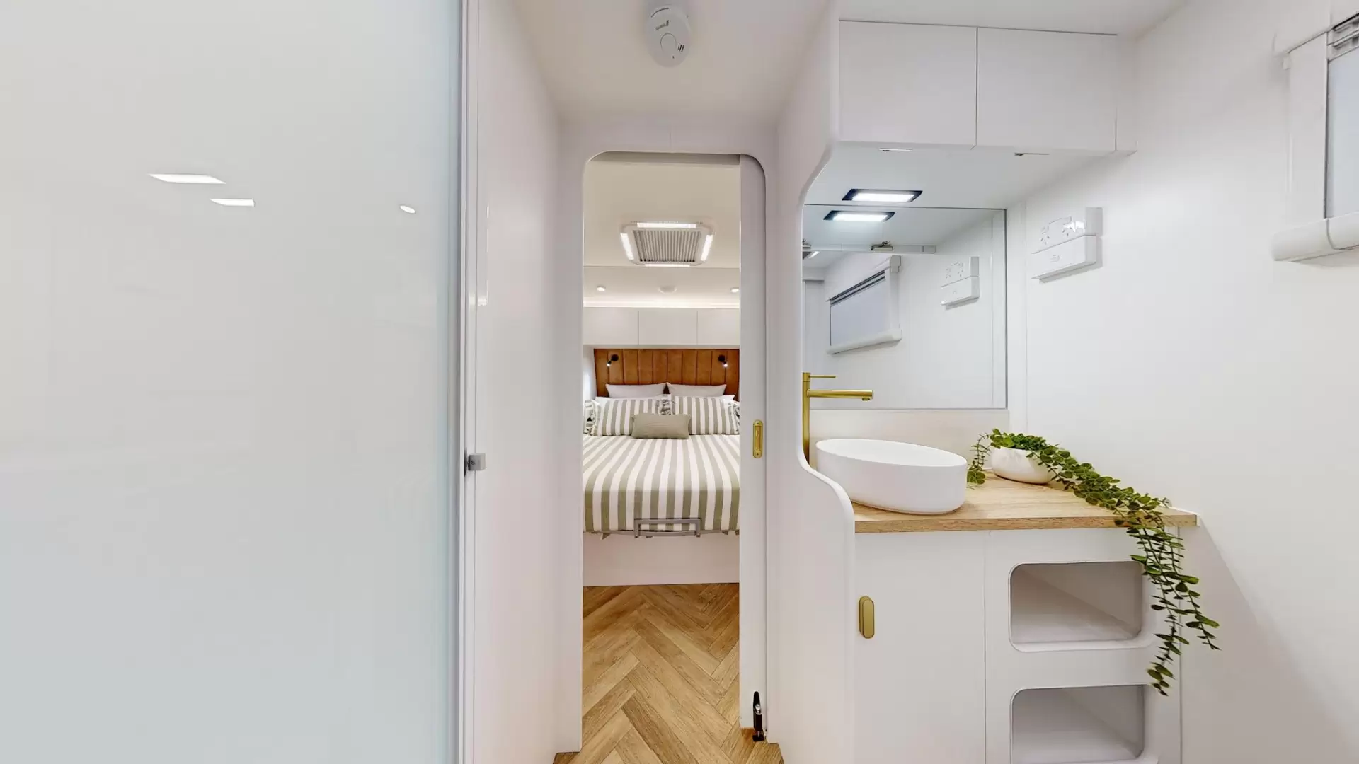 NEW 2026 RADIANT CARAVANS EXTREME