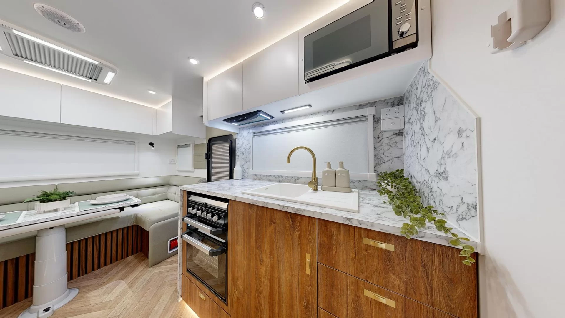 NEW 2025 RADIANT CARAVANS EXTREME caravan