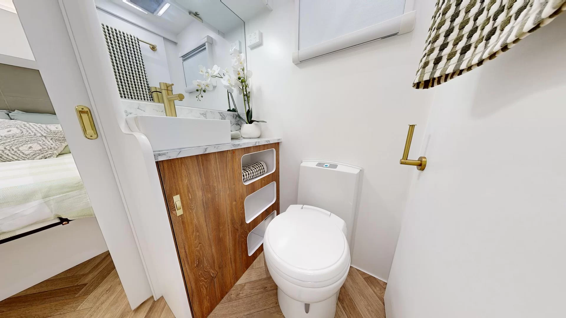 NEW 2025 RADIANT CARAVANS EXTREME caravan