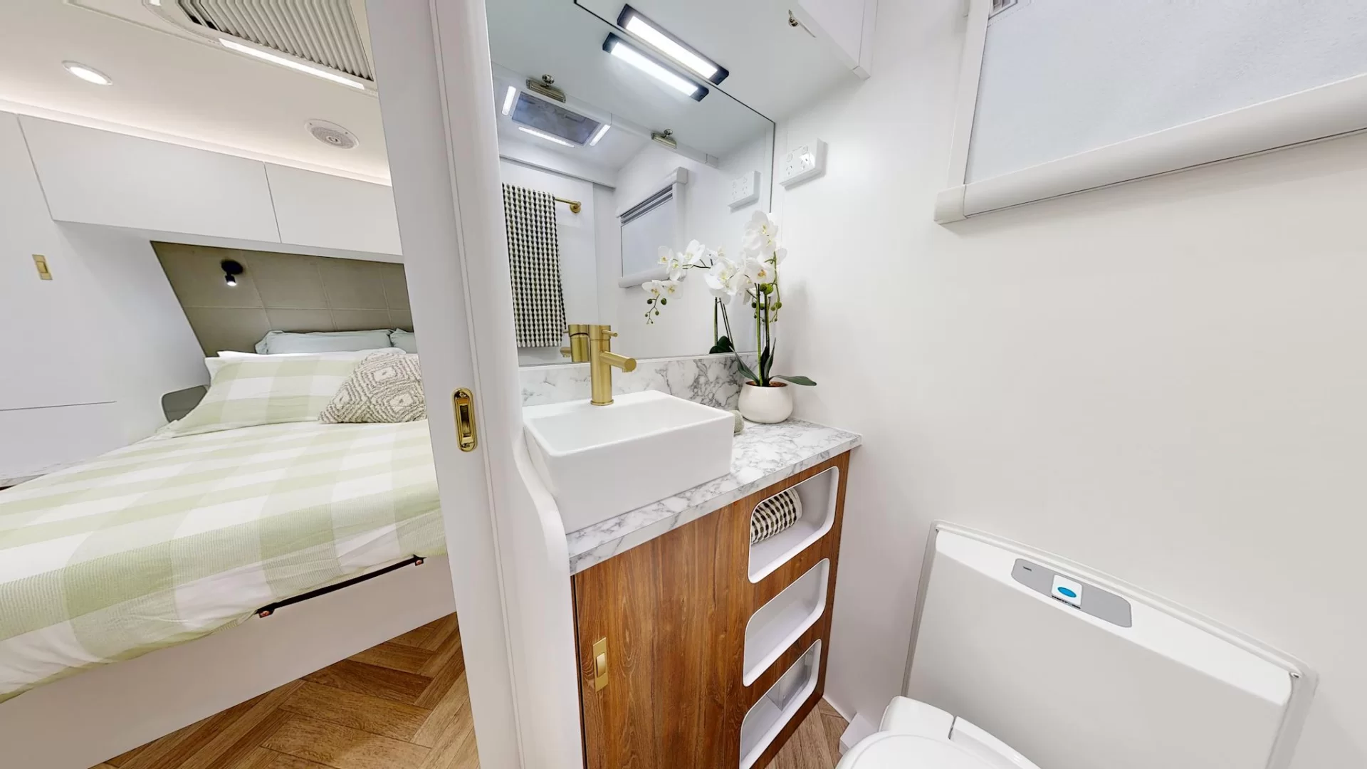 NEW 2025 RADIANT CARAVANS EXTREME caravan