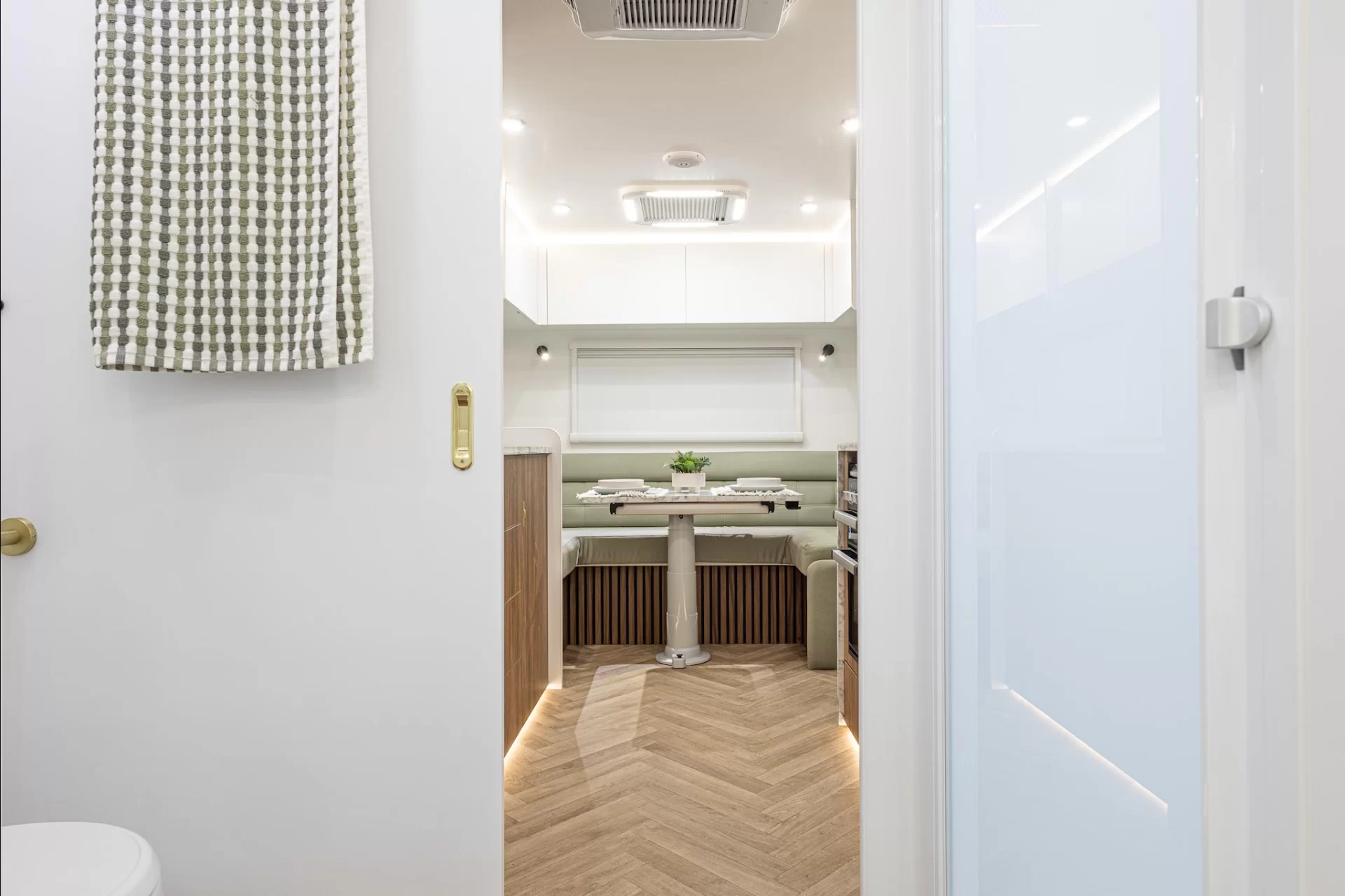 NEW 2025 RADIANT CARAVANS EXTREME caravan