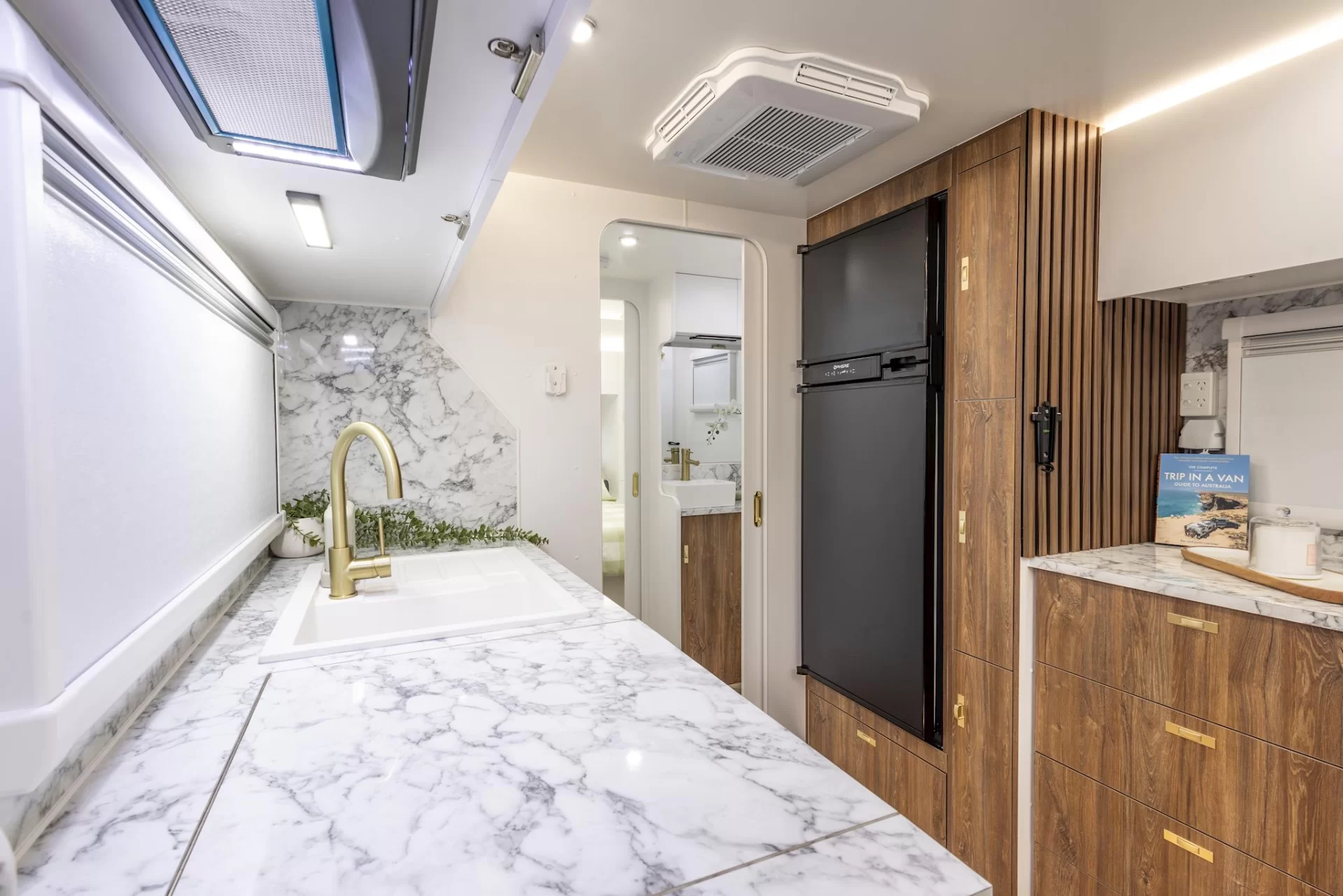 NEW 2025 RADIANT CARAVANS EXTREME caravan