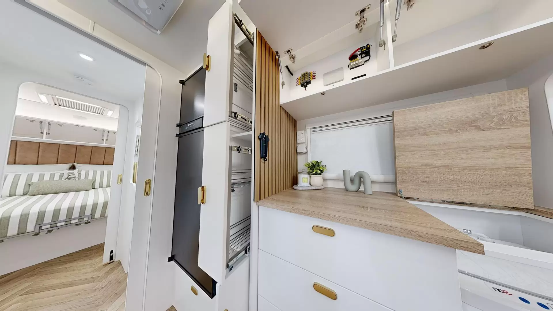 NEW 2026 RADIANT CARAVANS EXTREME