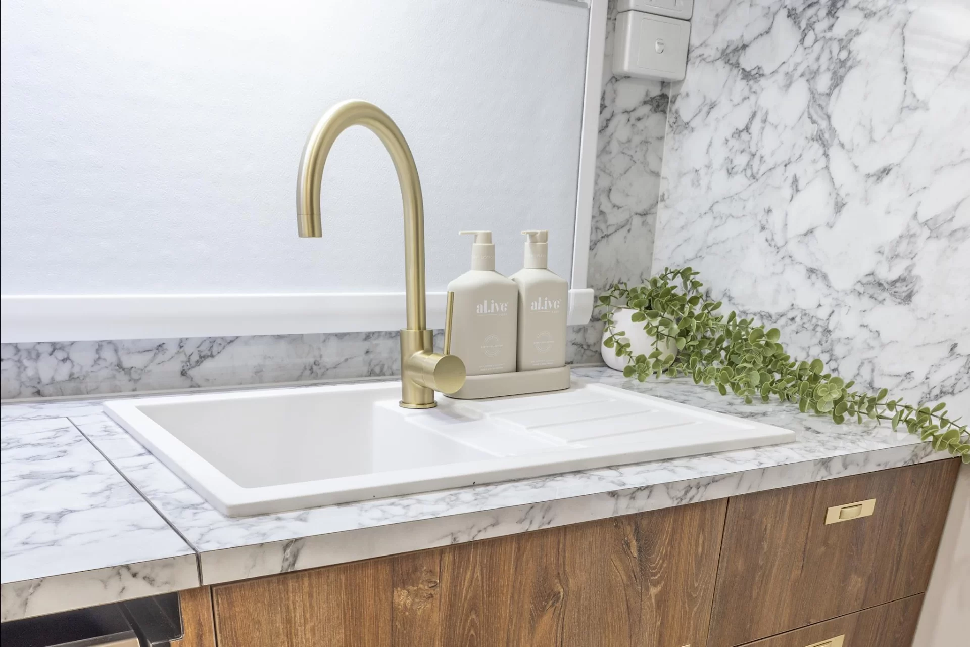 NEW 2025 RADIANT CARAVANS EXTREME caravan