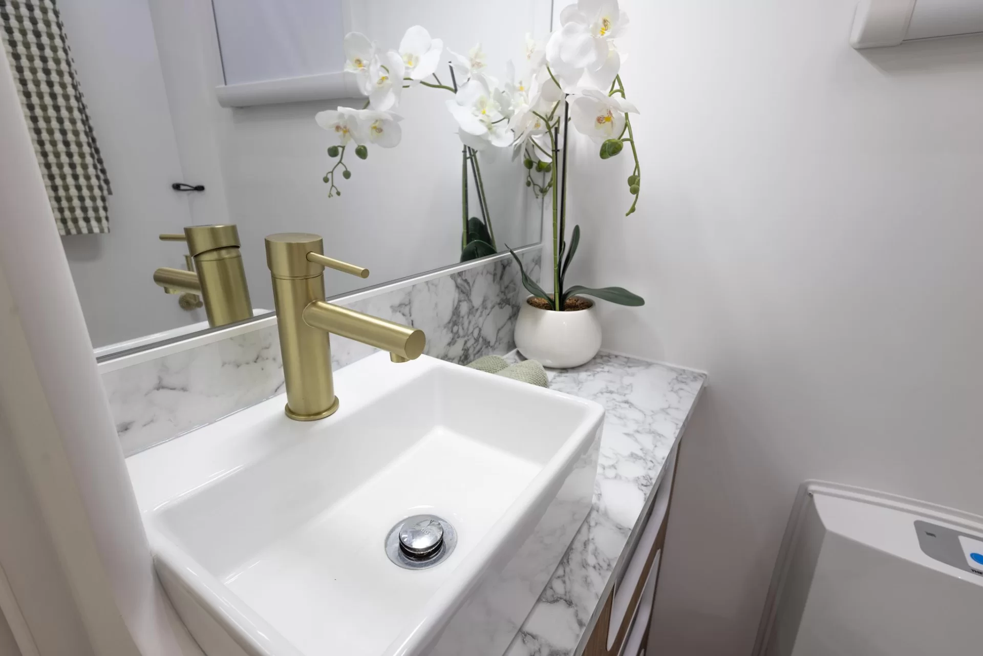 NEW 2025 RADIANT CARAVANS EXTREME caravan