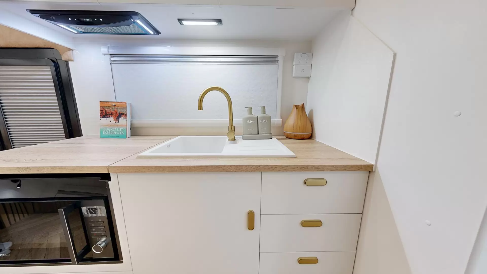 NEW 2026 RADIANT CARAVANS EXTREME