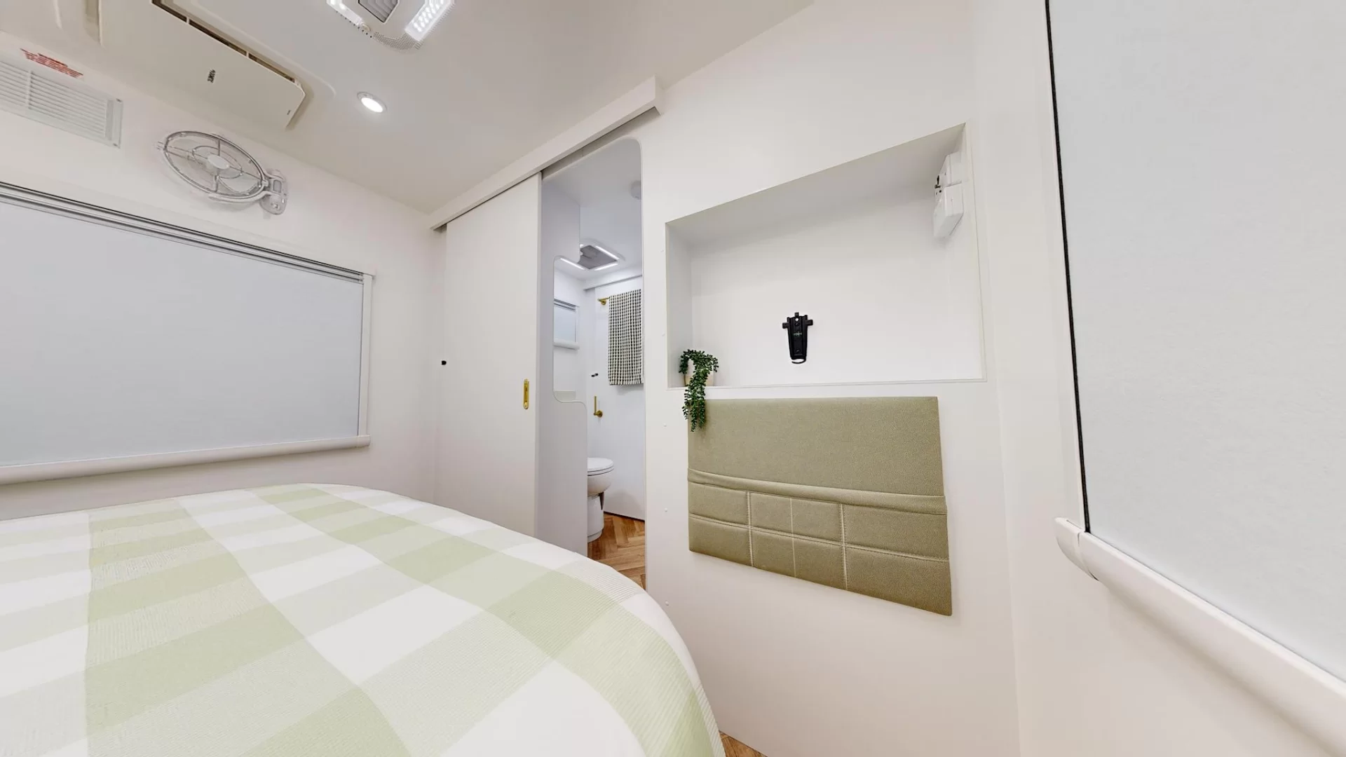 NEW 2025 RADIANT CARAVANS EXTREME caravan