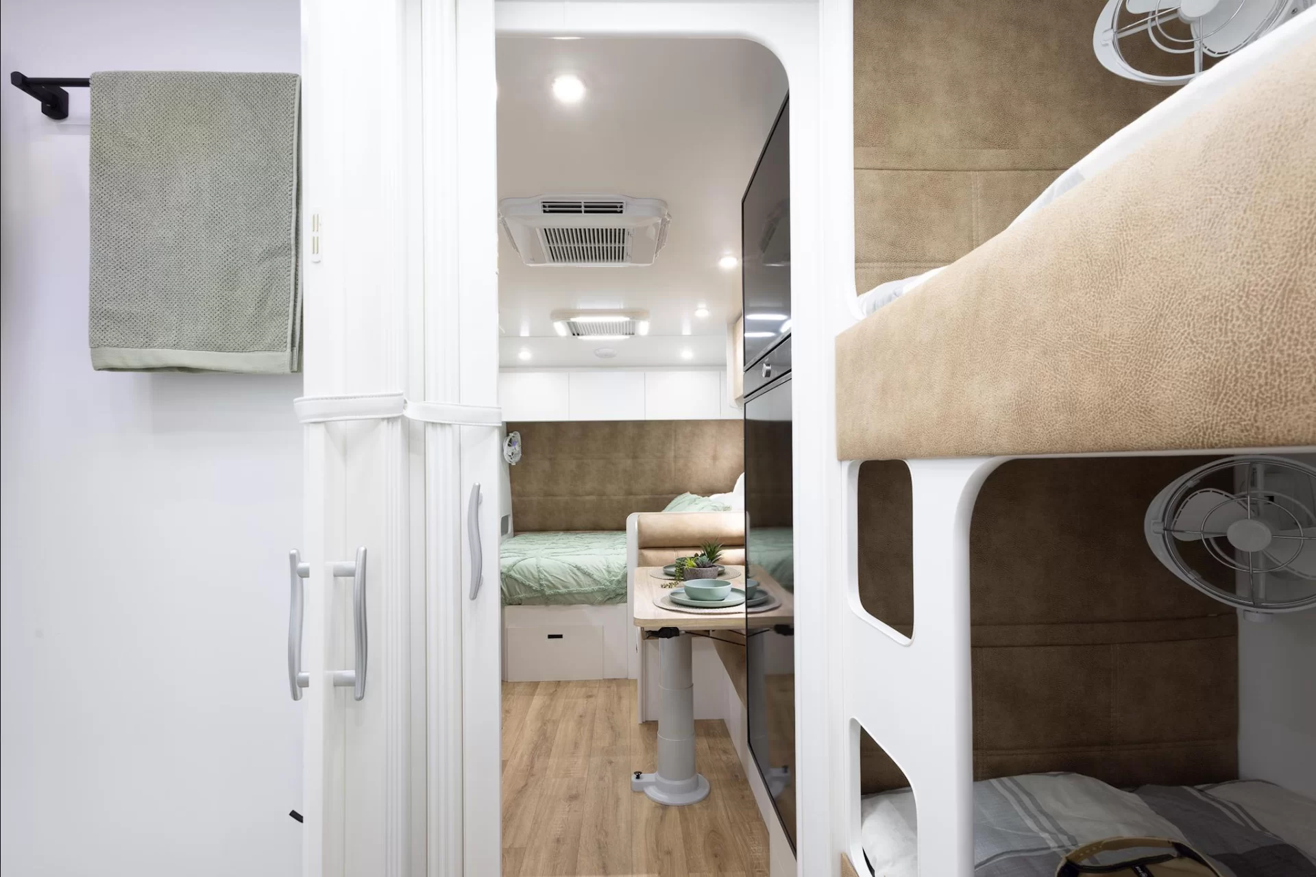 NEW 2025 RADIANT CARAVANS OUTBACK caravan