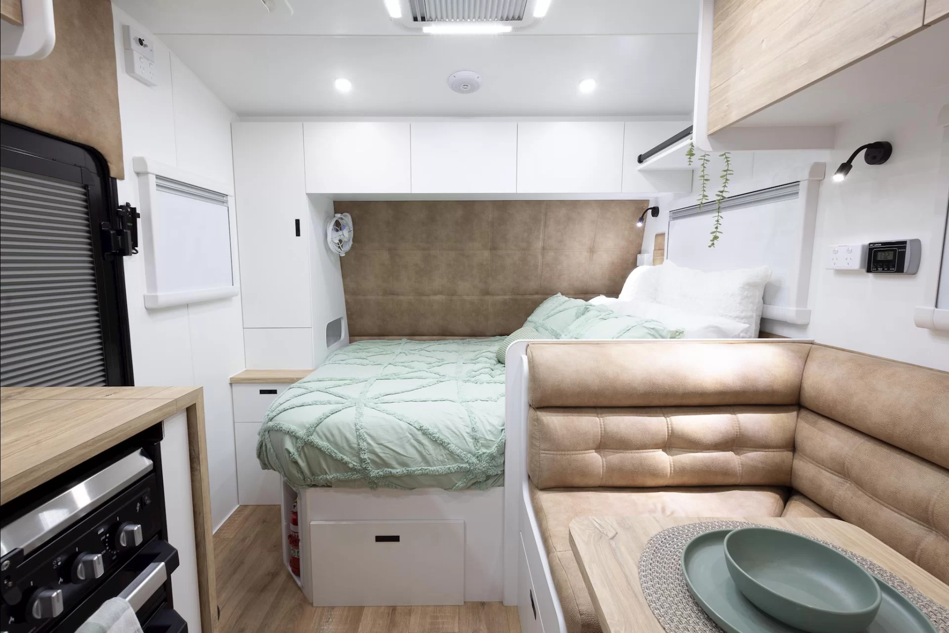 NEW 2025 RADIANT CARAVANS OUTBACK caravan