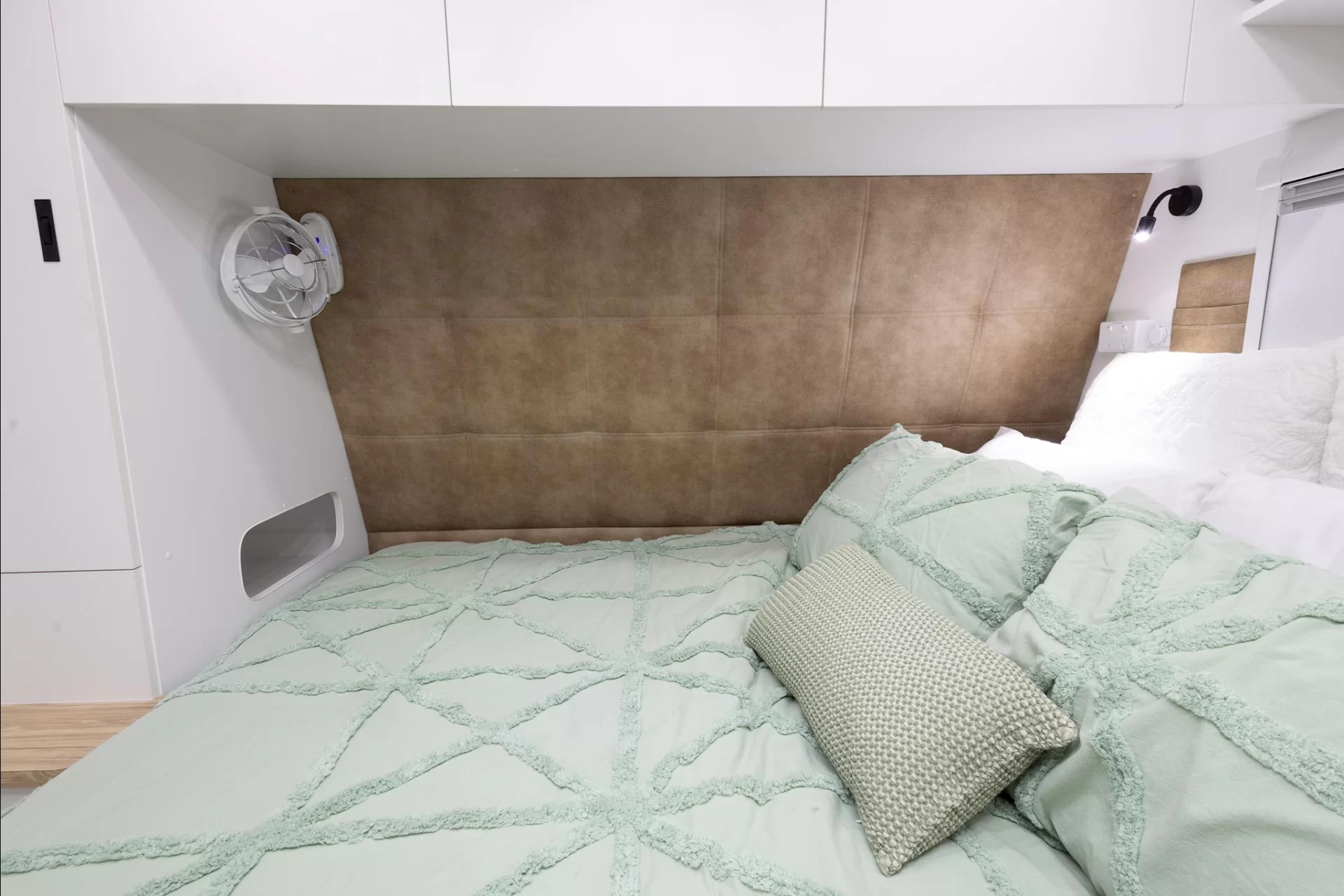 NEW 2025 RADIANT CARAVANS OUTBACK caravan