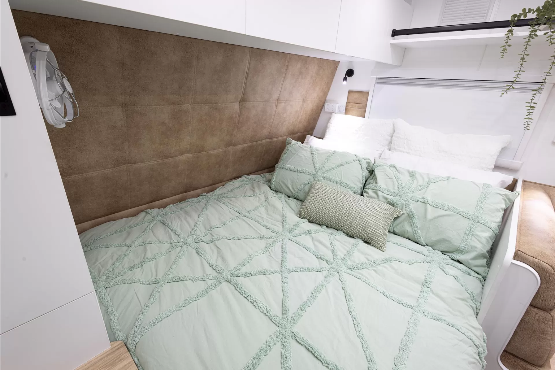 NEW 2025 RADIANT CARAVANS OUTBACK caravan