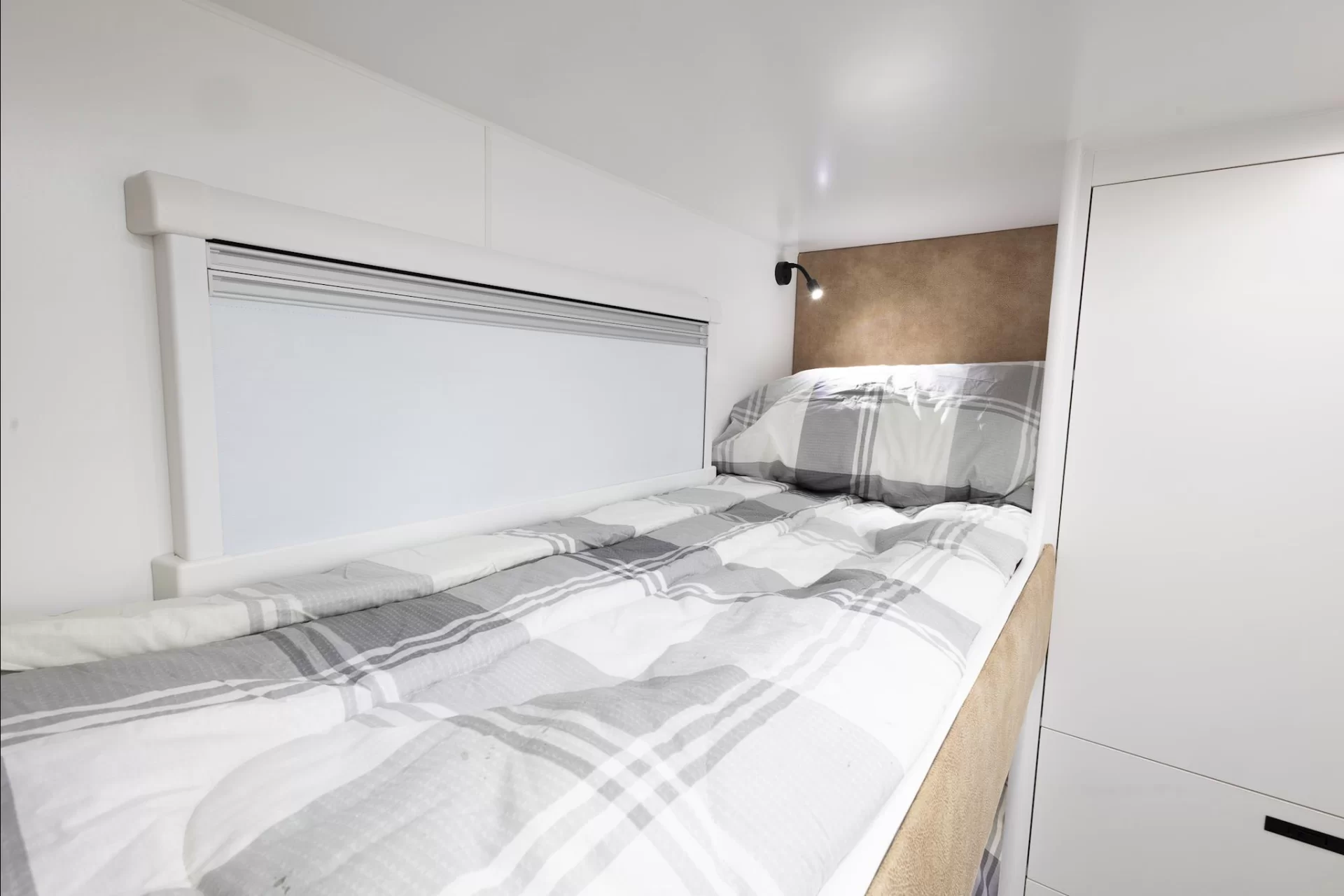 NEW 2025 RADIANT CARAVANS OUTBACK caravan