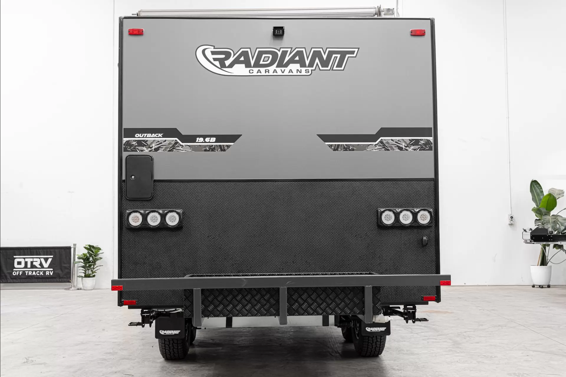 NEW 2025 RADIANT CARAVANS OUTBACK caravan