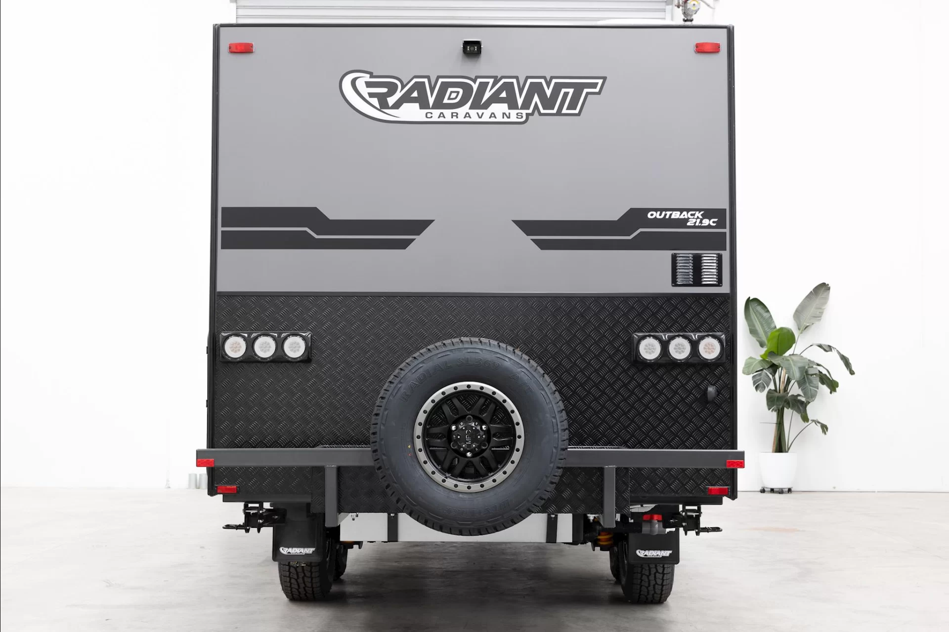 NEW 2025 RADIANT CARAVANS OUTBACK caravan