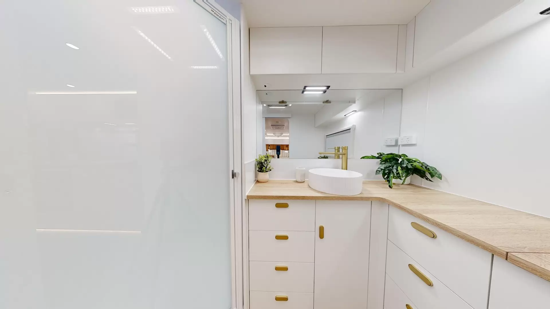 NEW 2026 RADIANT CARAVANS OUTBACK