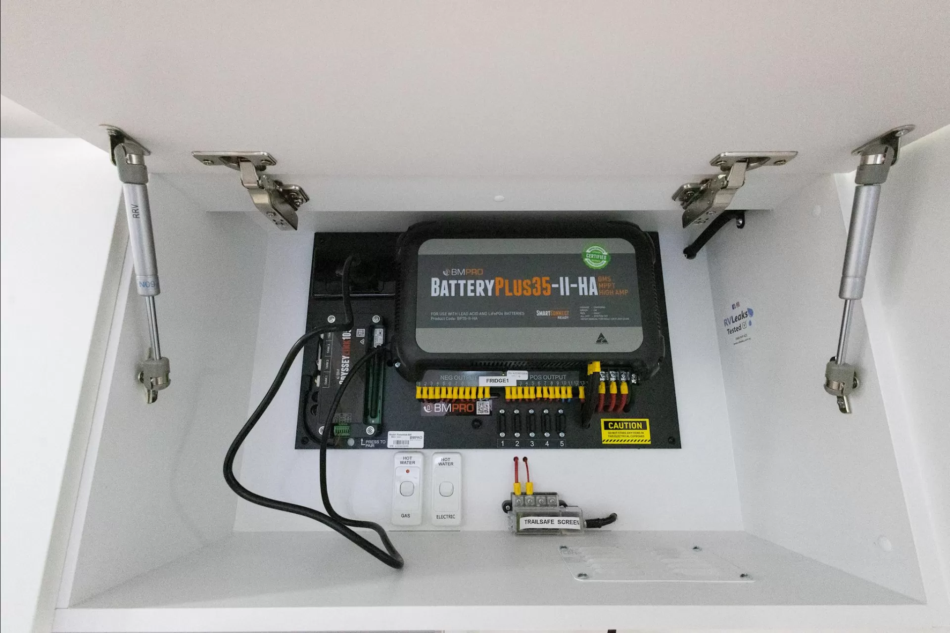 NEW 2025 RADIANT CARAVANS OUTBACK caravan