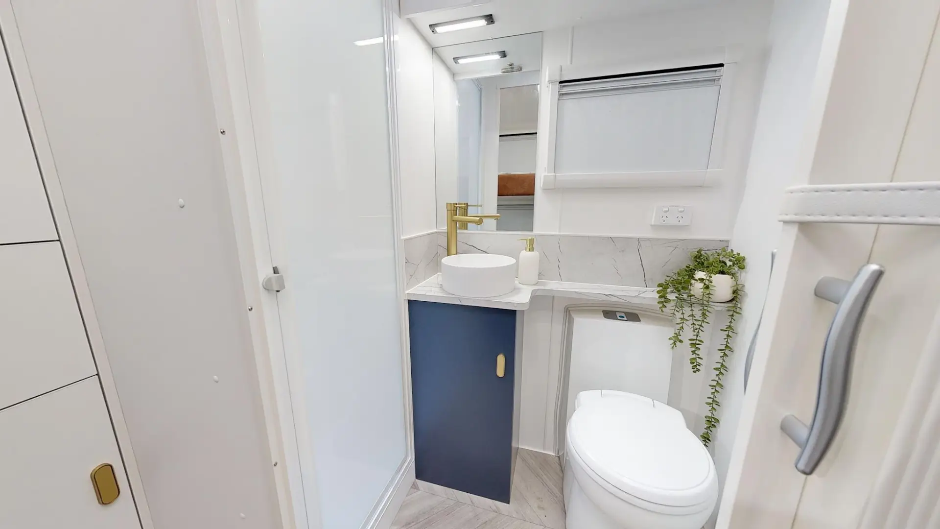 NEW 2026 RADIANT CARAVANS OUTBACK