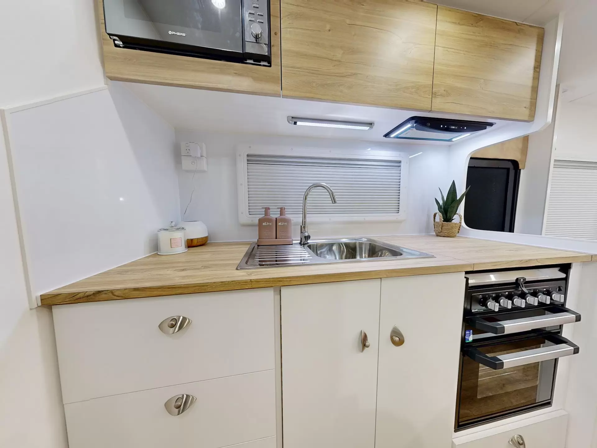 NEW 2025 OZVENTURE CARAVANS TOURER