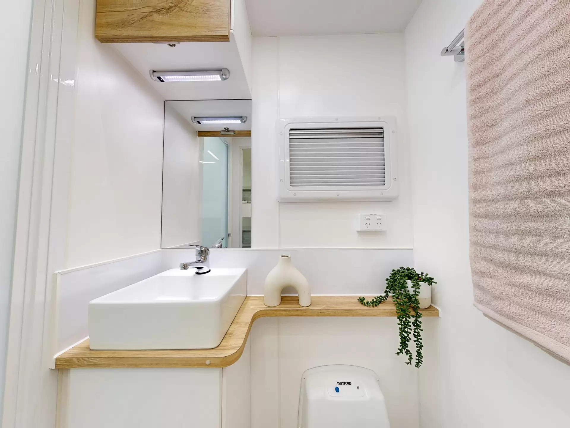 NEW 2025 OZVENTURE CARAVANS TOURER