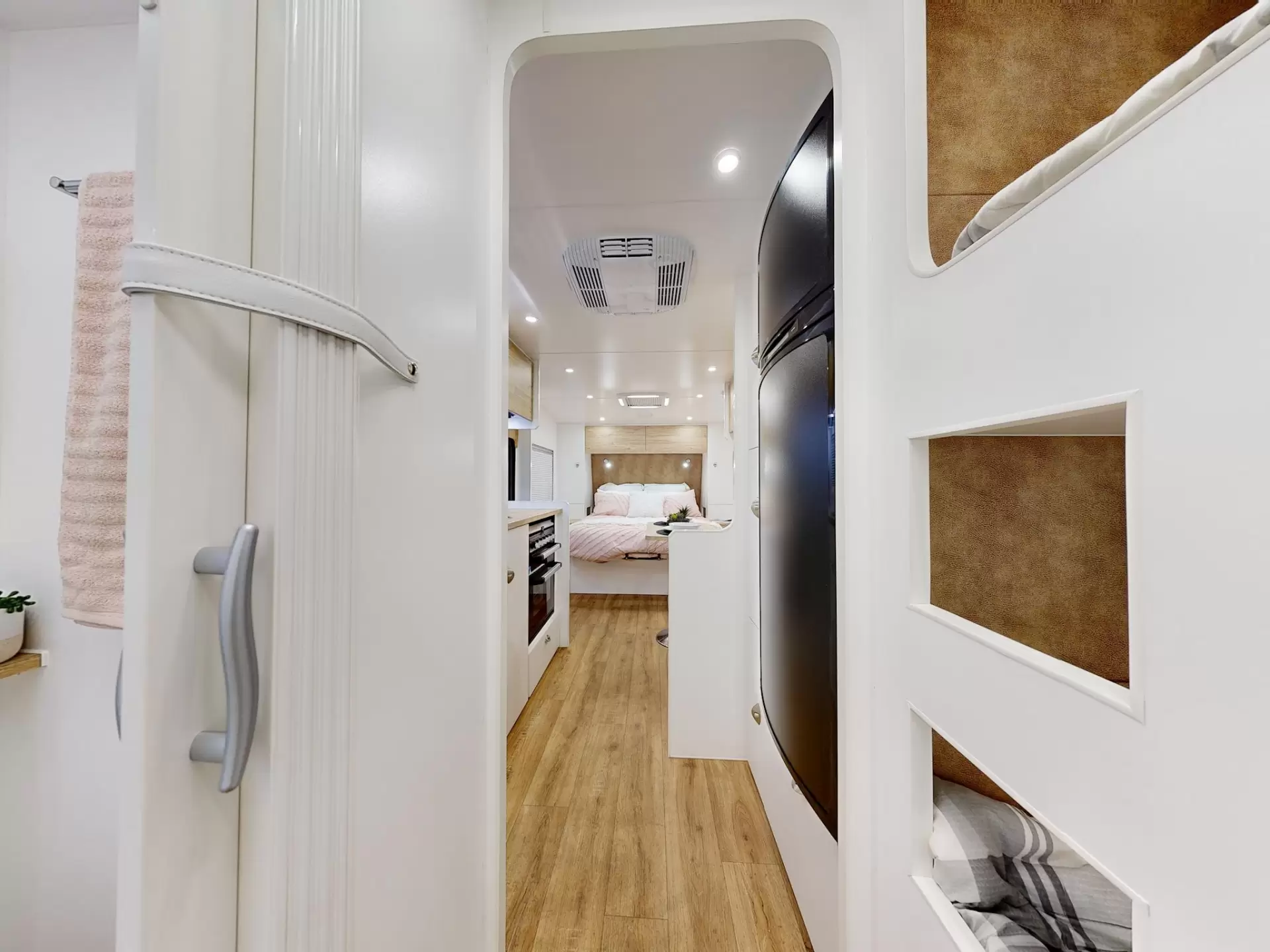 NEW 2025 OZVENTURE CARAVANS TOURER