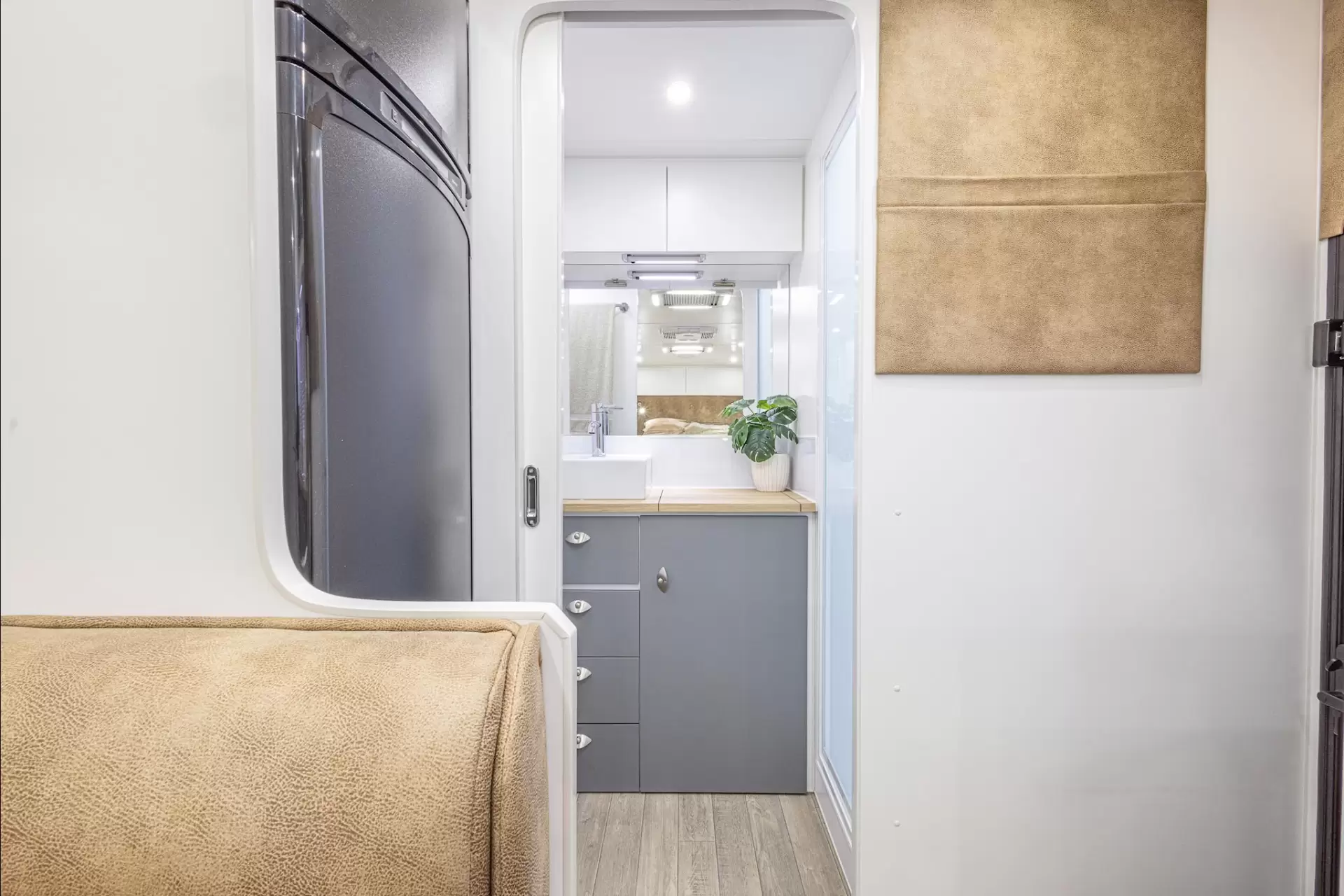 NEW 2025 OZVENTURE CARAVANS TOURER