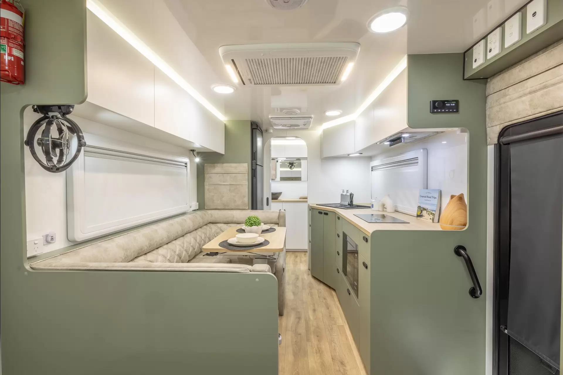 NEW 2025 VACATIONER CARAVANS WRAITH