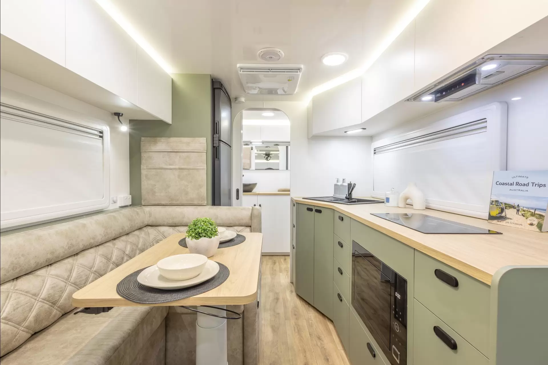 NEW 2025 VACATIONER CARAVANS WRAITH