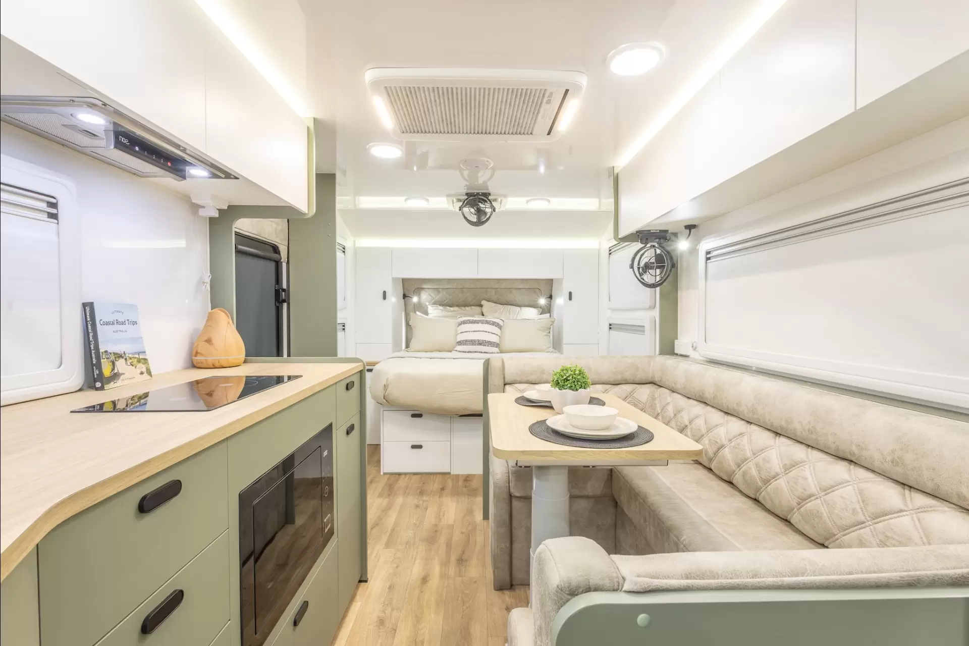 NEW 2025 VACATIONER CARAVANS WRAITH