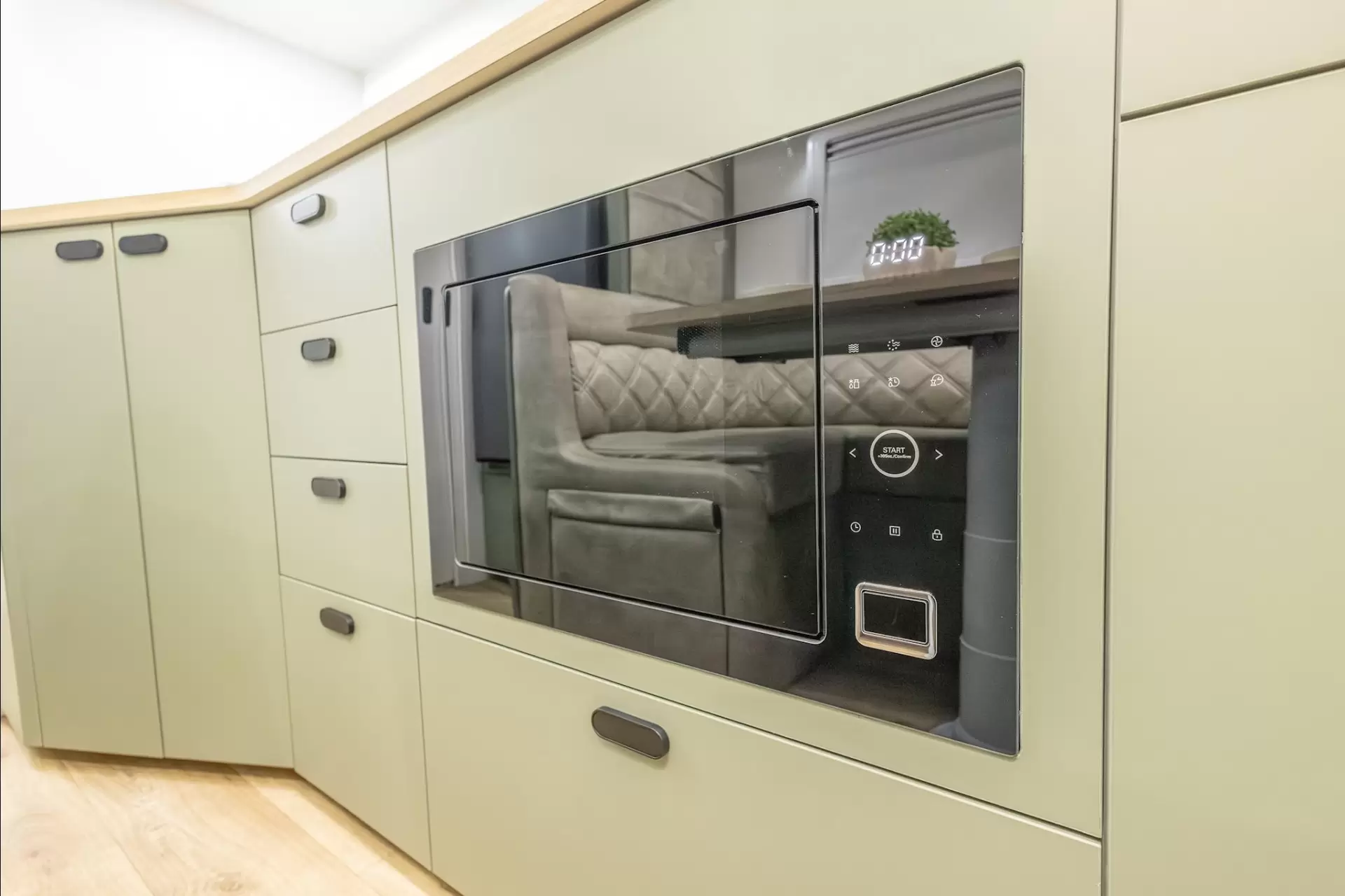 NEW 2025 VACATIONER CARAVANS WRAITH