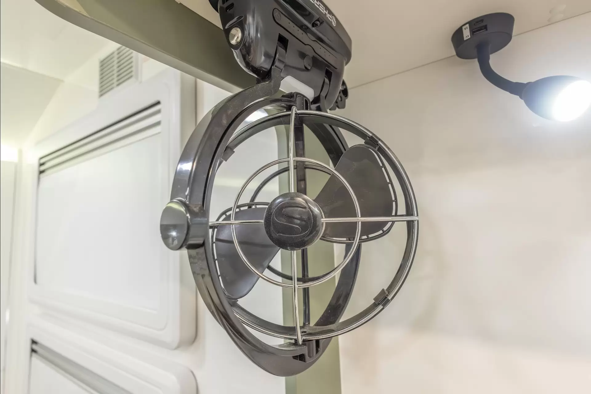 NEW 2025 VACATIONER CARAVANS WRAITH