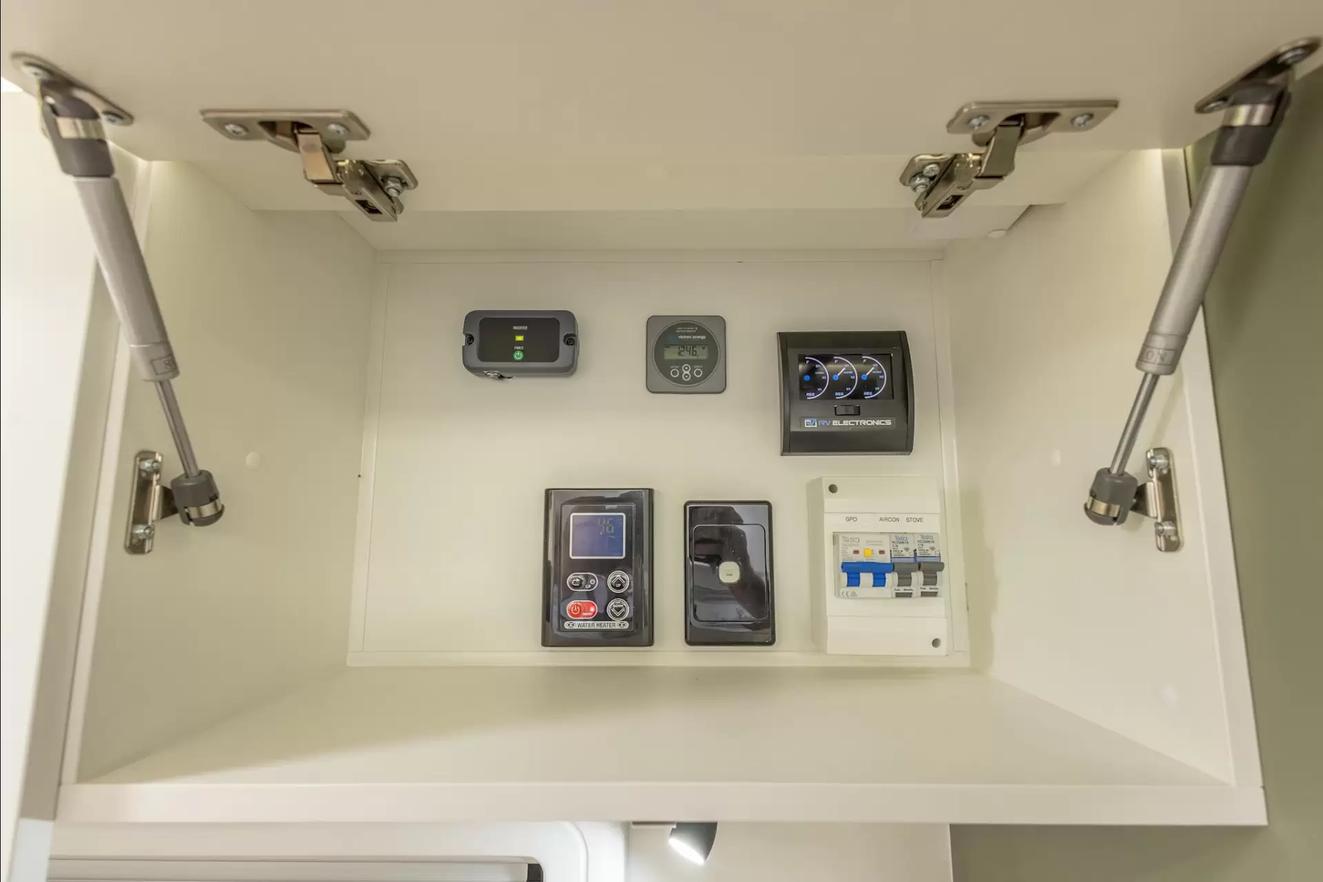 NEW 2025 VACATIONER CARAVANS WRAITH