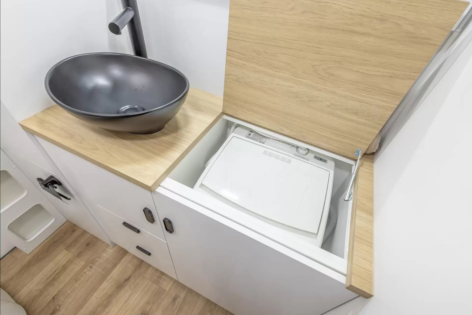 NEW 2025 VACATIONER CARAVANS WRAITH