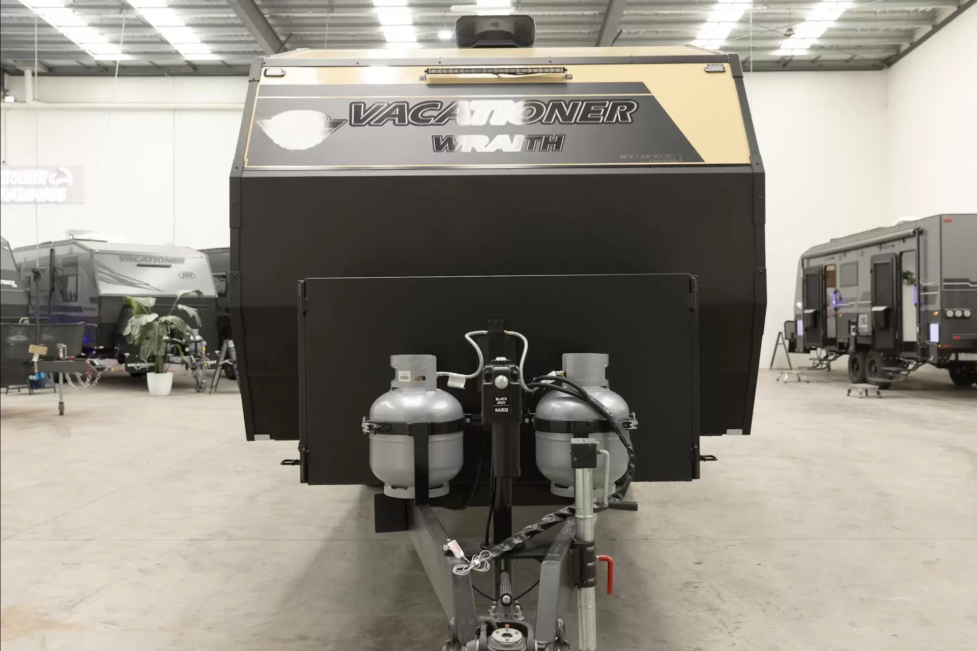 NEW 2025 VACATIONER CARAVANS WRAITH