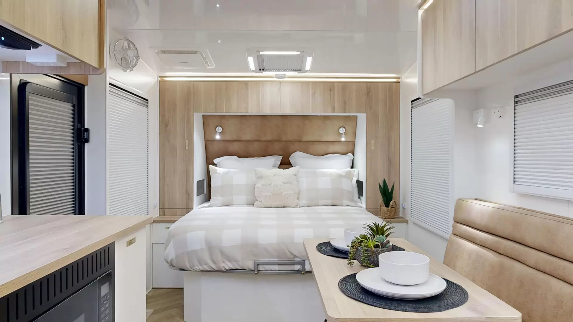 NEW 2026 ATLAS CARAVANS RVX