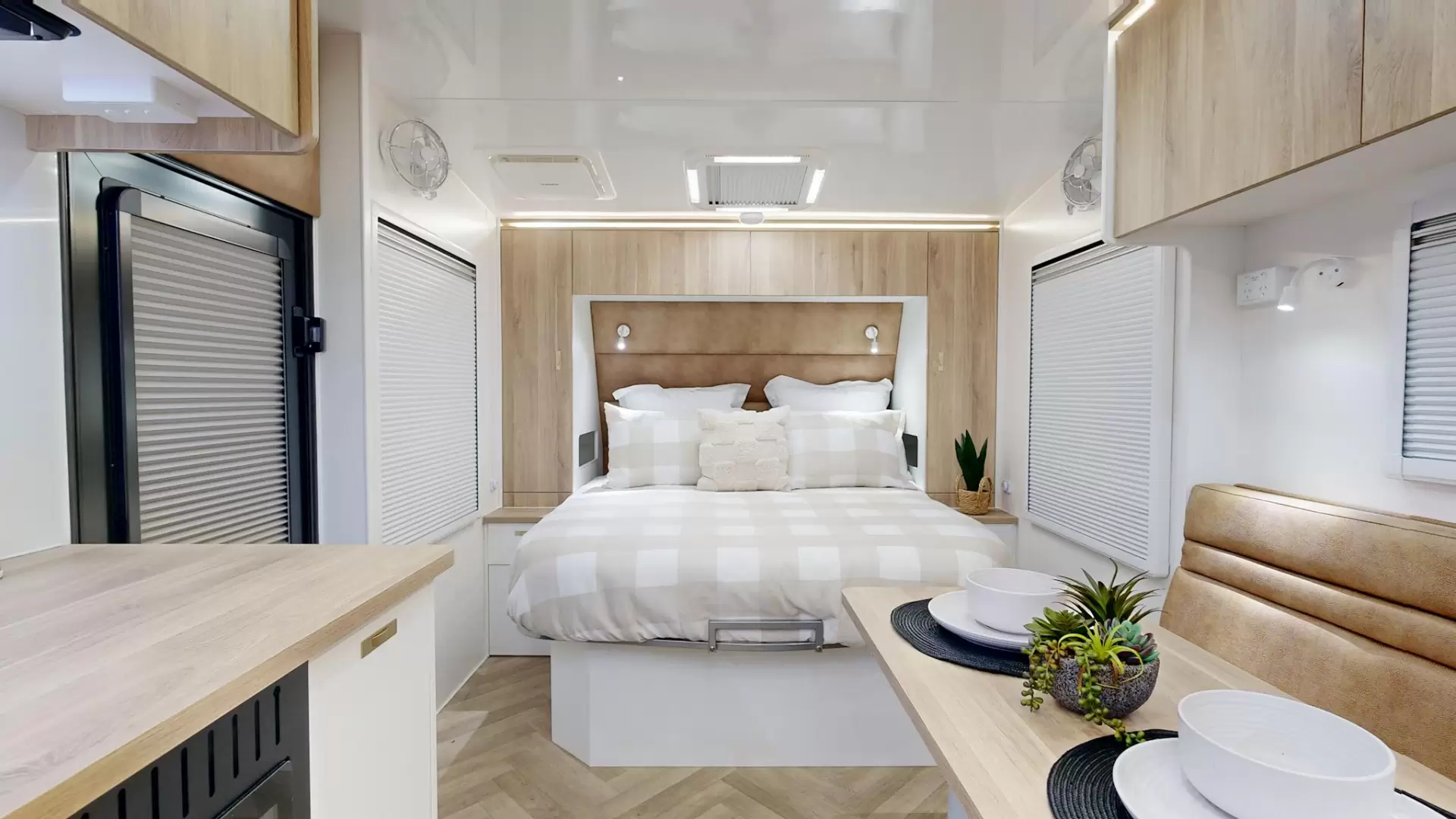 NEW 2026 ATLAS CARAVANS RVX