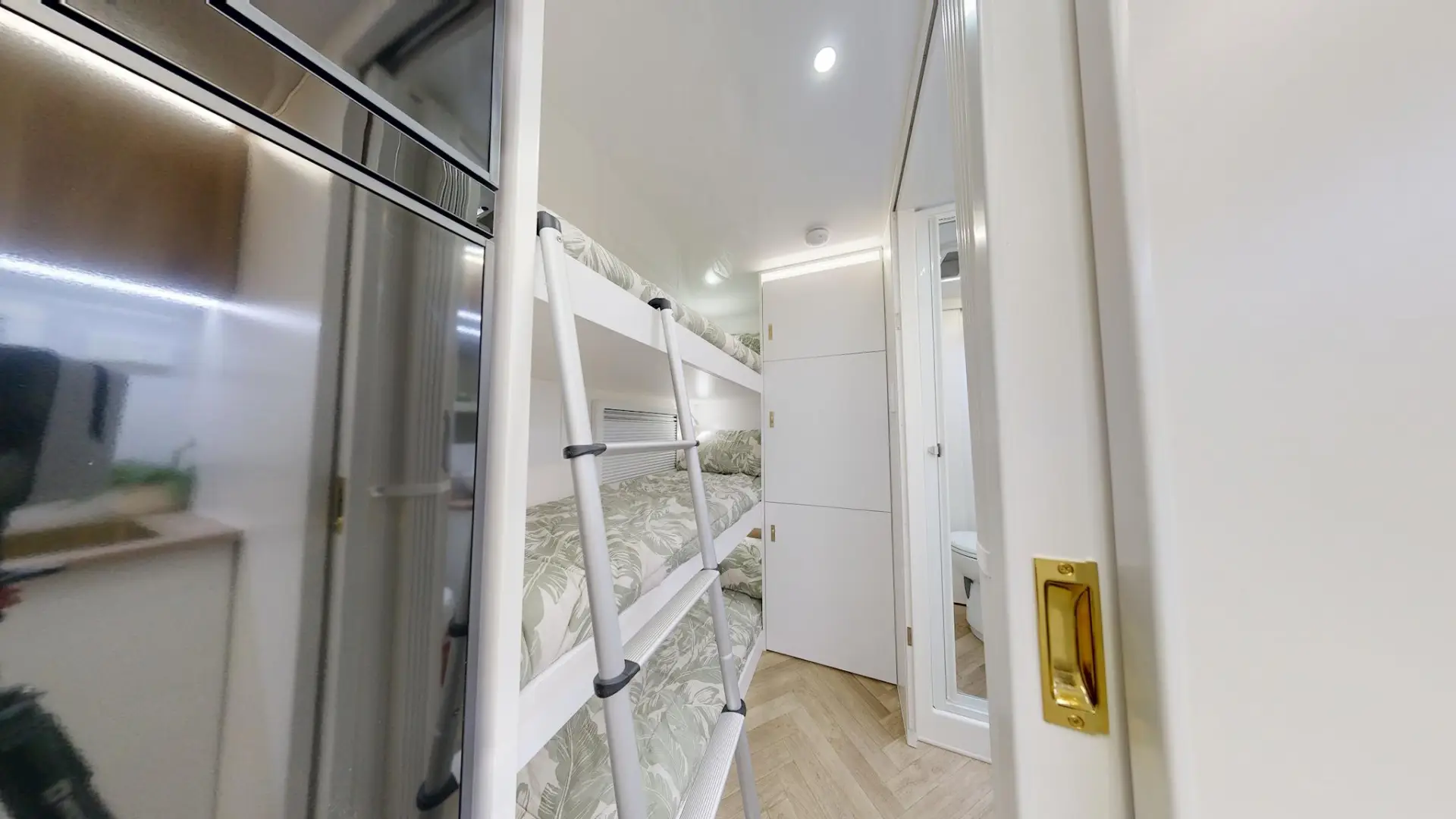 NEW 2026 ATLAS CARAVANS RVX