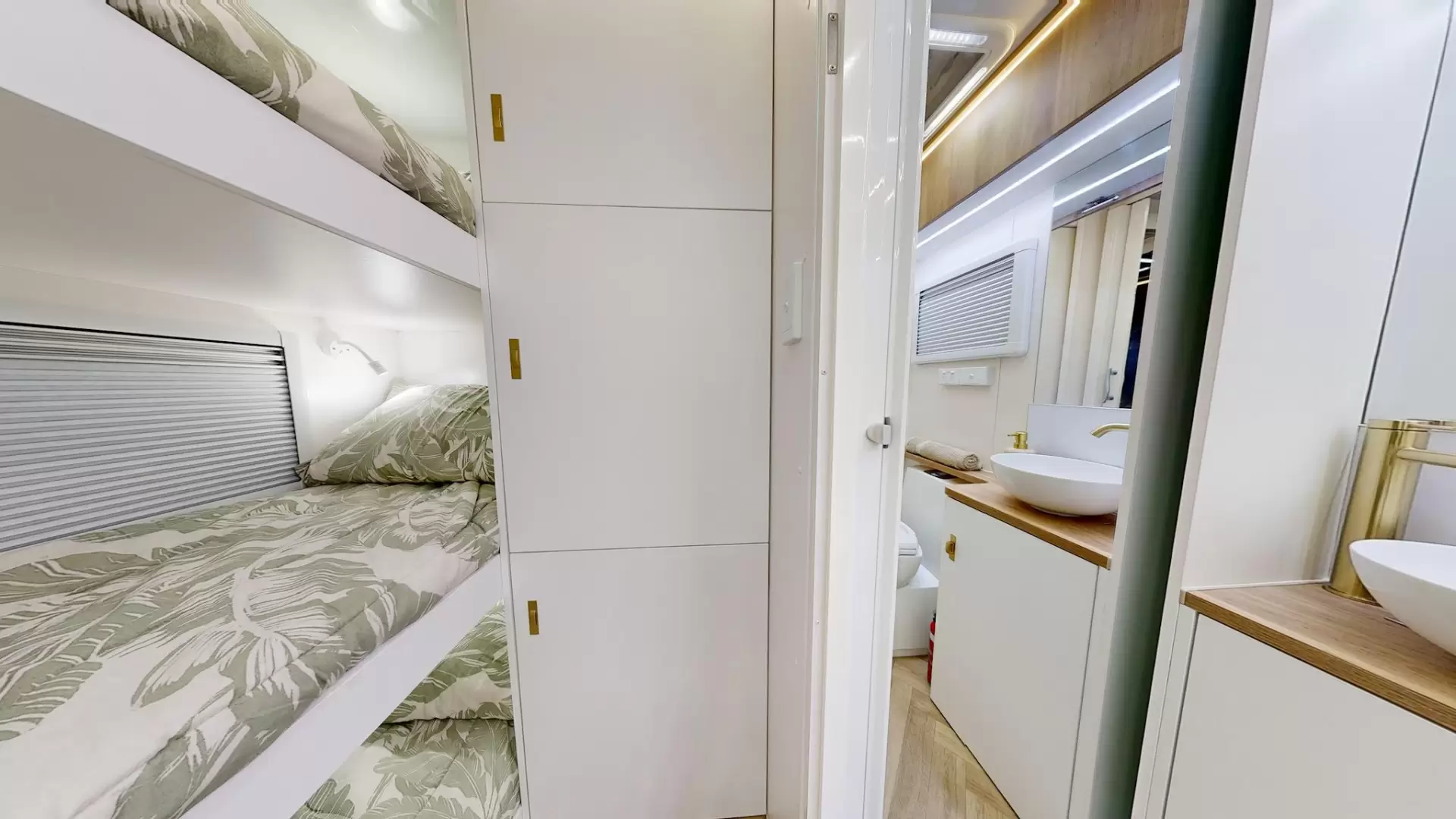 NEW 2026 ATLAS CARAVANS RVX